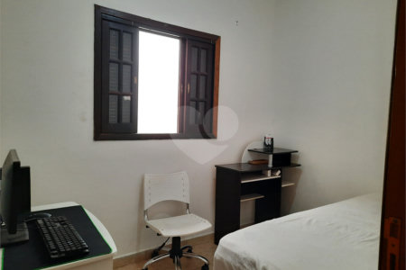 Sobrado à venda com 3 quartos, sendo 1 suíte,  em Vila Suissa, Mogi das Cruzes, SP