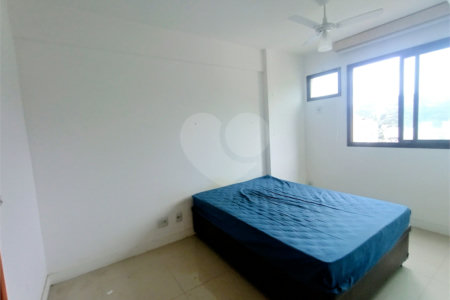 Apartamento para alugar com 3 quartos, sendo 1 suíte, em Rio Comprido, Rio de Janeiro, RJ