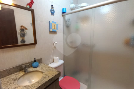 Casa à venda com 3 quartos, sendo 1 suíte, em Jardim Esmeralda, São Paulo, SP