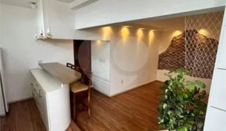 Apartamento à venda com 2 quartos, sendo 1 suíte, em Cambuci, São Paulo, SP