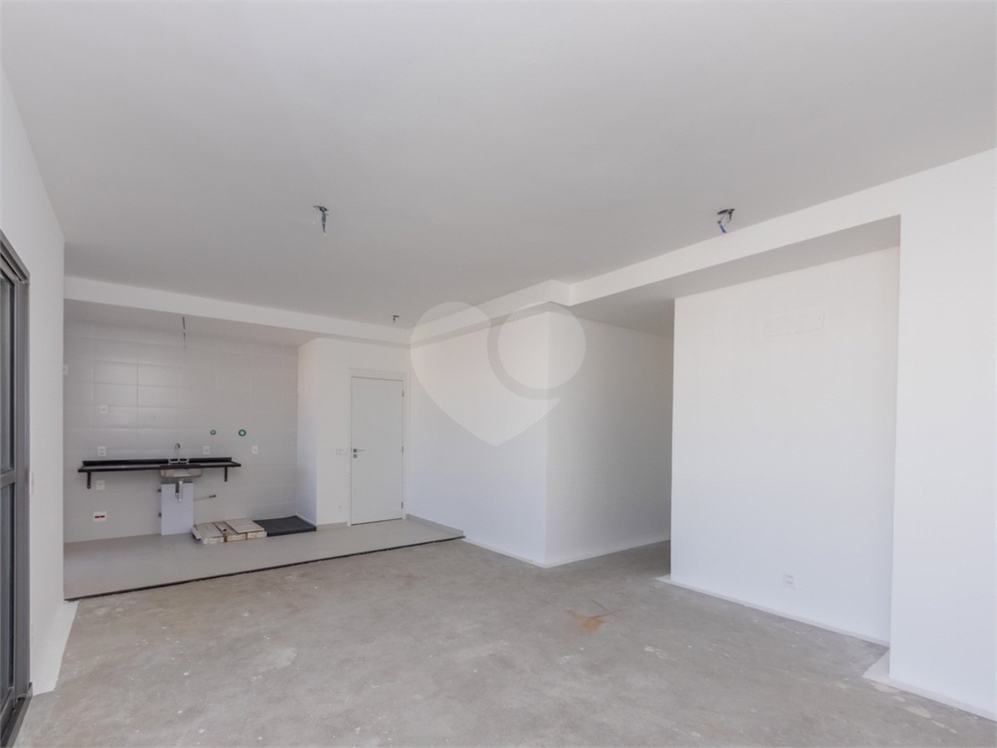 Apartamento à venda com 4 quartos, sendo 2 suítes, em Vila Gumercindo, São Paulo, SP
