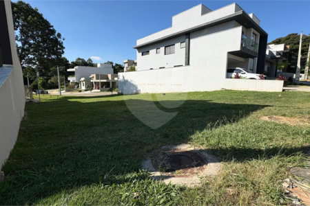 Terreno à venda no condomínio Villagio Di Capri, Votorantim - SP