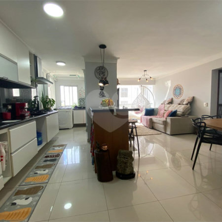 Apartamento à venda com 2 quartos, sendo 1 suíte, em Campo Grande, São Paulo, SP
