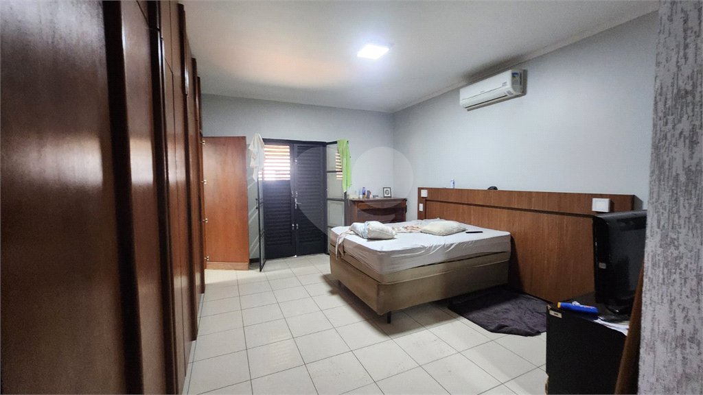 Casa à venda com 3 quartos, sendo 1 suíte, em Vila Harmonia, Araraquara, SP
