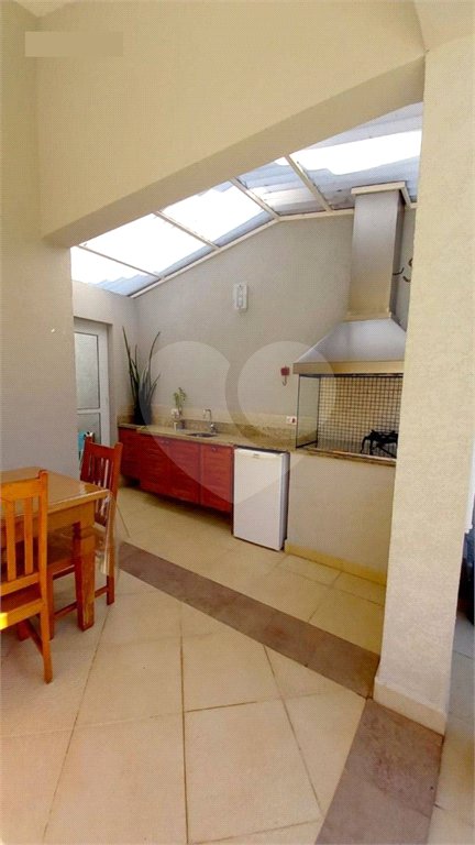 Casa à venda com 3 suítes no condomínio Residencial Parque Arco-íris, Atibaia - SP