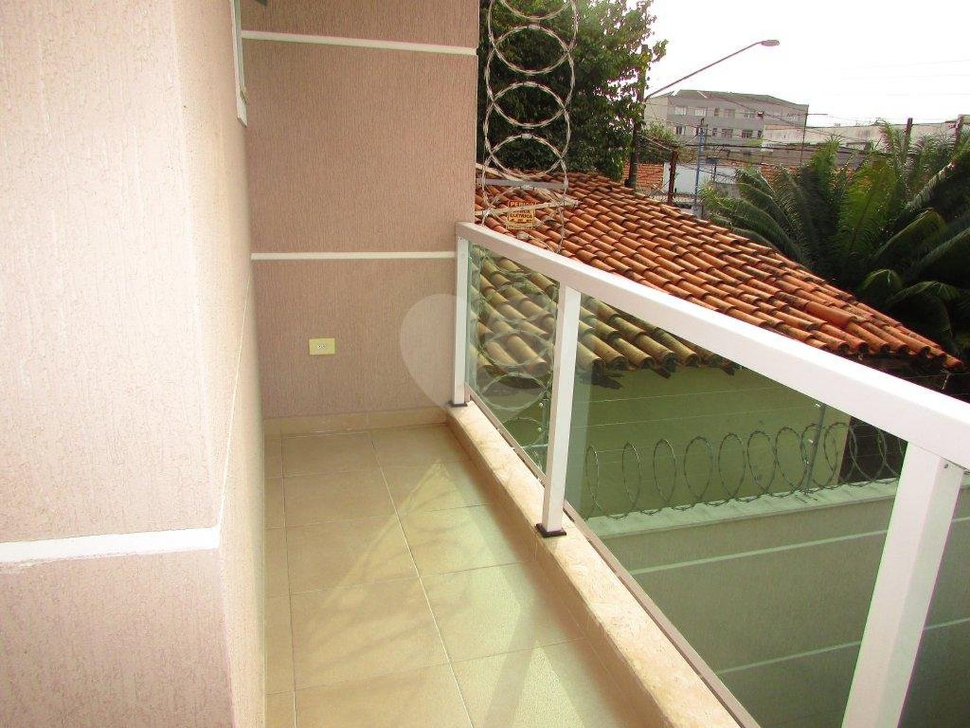 Sobrado à venda com 3 quartos, sendo 1 suíte,  em Vila Constança, São Paulo, SP