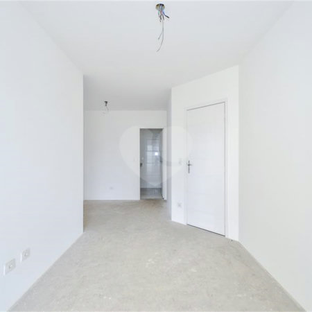 Apartamento à venda com 3 quartos, sendo 1 suíte, em Vila Gumercindo, São Paulo, SP