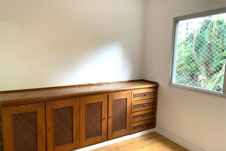 Apartamento à venda com 3 quartos, sendo 1 suíte,  em Bela Aliança, São Paulo, SP