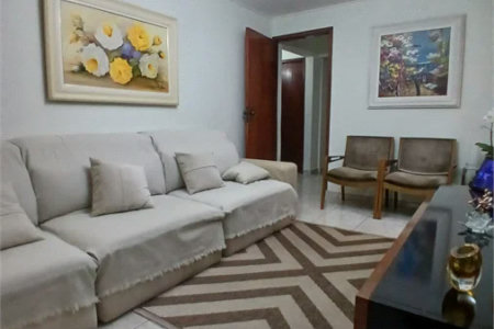 Casa à venda com 3 quartos, sendo 1 suíte, em Vila Rica, São Paulo, SP