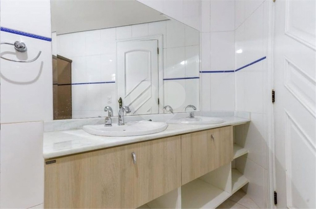 Sobrado à venda com 4 suítes em Vila Albertina, São Paulo, SP