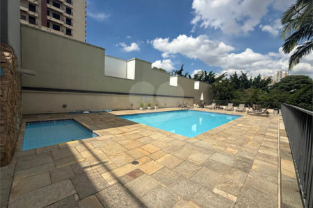 Apartamento à venda com 3 quartos, sendo 1 suíte, em Vila Paulicéia, São Paulo, SP