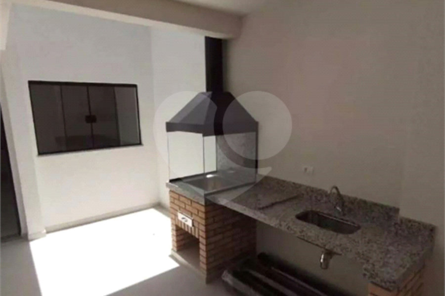 Sobrado à venda com 3 quartos, sendo 1 suíte,  em Jardim Maristela, São Paulo, SP