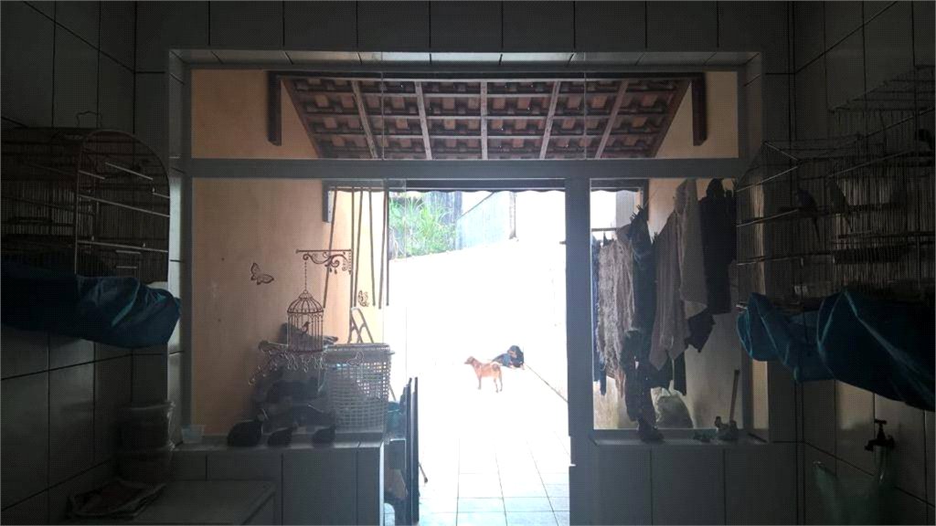 Sobrado à venda com 3 quartos, sendo 1 suíte, em Bocaina, Ribeirão Pires, SP