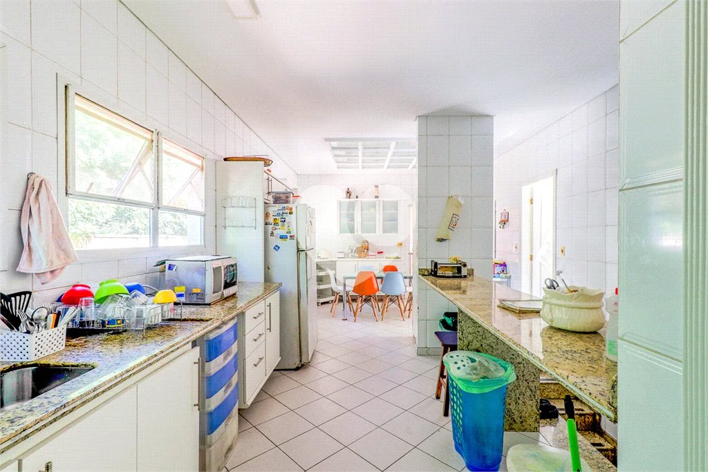 Casa de Vila à venda com 4 quartos, sendo 2 suítes,  em Butantã, São Paulo, SP