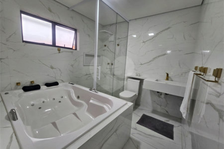 Casa à venda com 3 suítes em Jardim São Caetano, São Caetano do Sul, SP