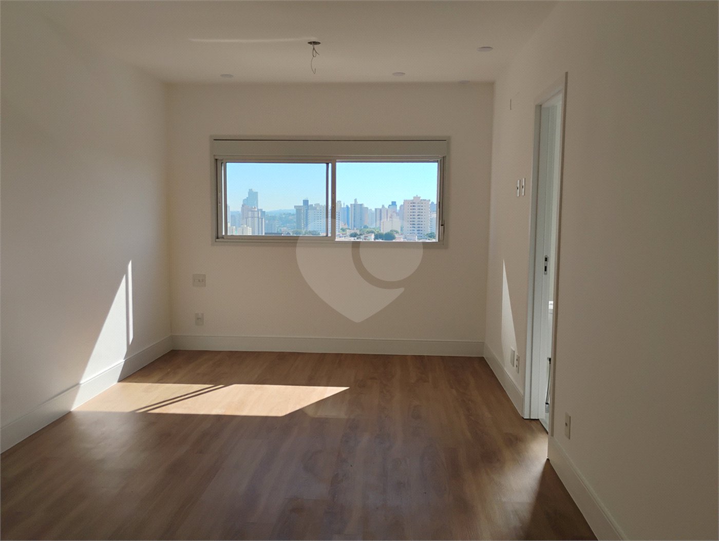 Apartamento à venda com 3 suítes em Anhangabaú, Jundiaí, SP