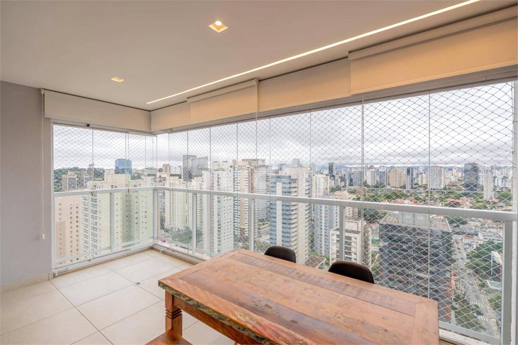 Apartamento à venda com 2 quartos, sendo 1 suíte, em Vila Gertrudes, São Paulo, SP