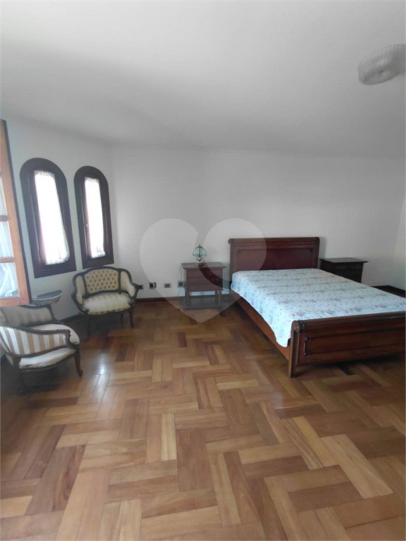 Casa à venda com 4 suítes no condomínio Ville Bourghese, São Paulo - SP