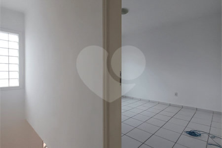 Sobrado à venda com 2 quartos em Jardim Ana Maria, Sorocaba, SP