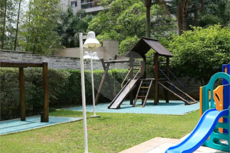Apartamento à venda com 3 suítes em Vila Suzana, São Paulo, SP