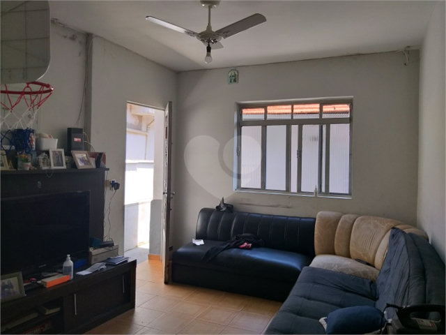 Prédio à venda em Tremembé, São Paulo, SP