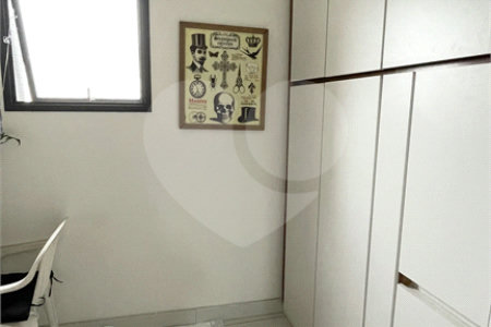 Apartamento à venda com 3 quartos, sendo 1 suíte, em Vila Paulicéia, São Paulo, SP