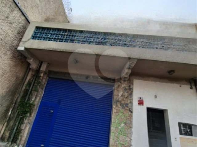 Sobrado à venda com 2 quartos em Bom Retiro, São Paulo, SP