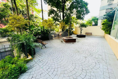 Apartamento à venda ou para alugar com 4 quartos, sendo 1 suíte, em Itaim Bibi, São Paulo, SP