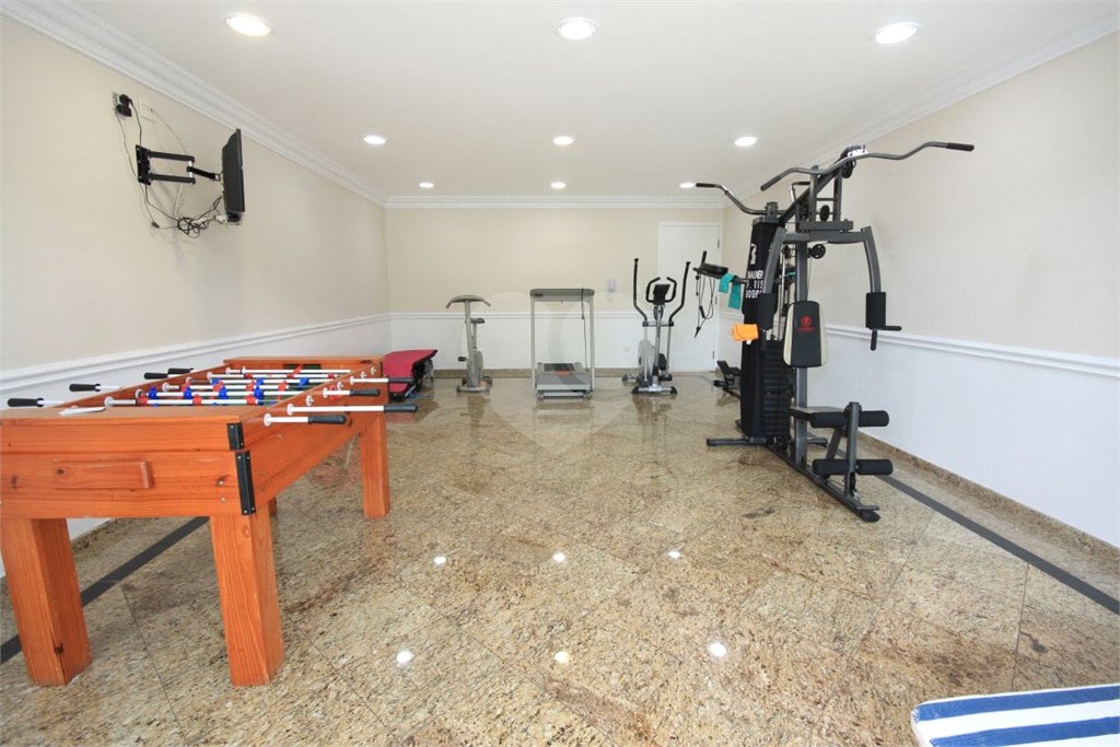Apartamento à venda com 3 quartos, sendo 1 suíte, em Alto da Boa Vista, São Paulo, SP