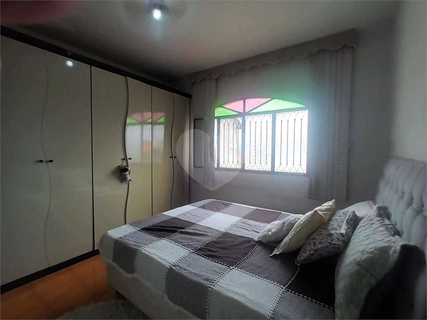 Casa à venda com 2 quartos, sendo 1 suíte, no condomínio Parque Central, Rio de Janeiro - RJ