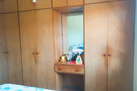 Sobrado à venda com 2 quartos em Chácara Recanto, Cotia, SP