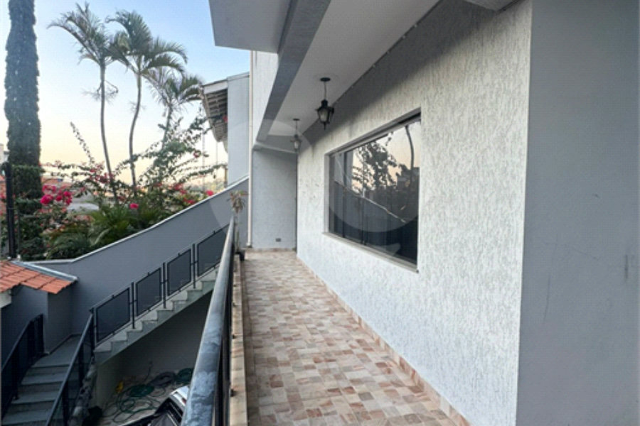 Sobrado à venda com 3 quartos, sendo 1 suíte, em Tremembé, São Paulo, SP