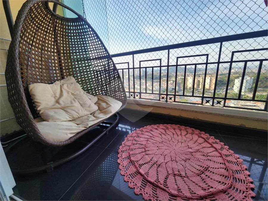 Apartamento de 82m² cm 3 quartos e 2 vagas, à venda no Condomínio Alpes da Serra, no Picanço, Guarulhos.