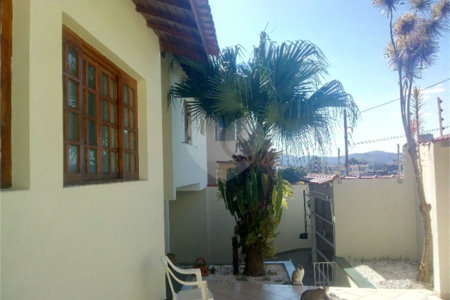Casa Térrea à venda com 3 quartos, sendo 2 suítes, em Vila Rosália, Guarulhos, SP