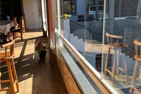 Sobrado à venda com 3 quartos, sendo 1 suíte, em Jardim Brogotá, Atibaia, SP