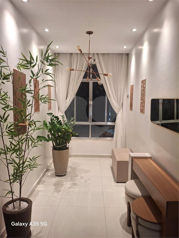 Apartamento à venda com 3 quartos, sendo 1 suíte,  em Copacabana, Rio de Janeiro, RJ