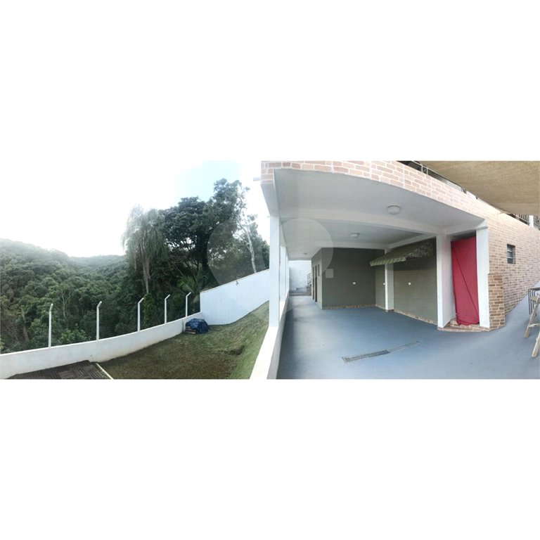 Casa à venda com 3 quartos, sendo 1 suíte, no condomínio Alpes de Mairiporã, Mairiporã - SP