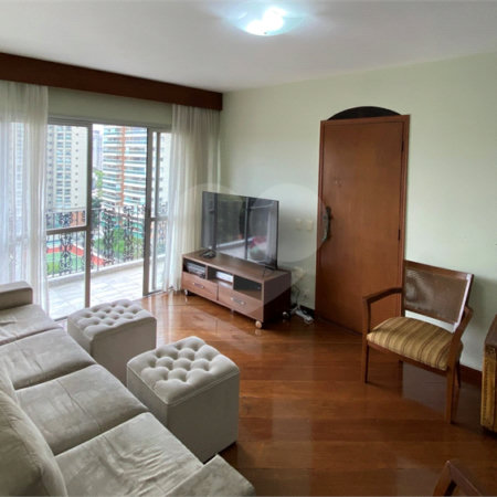 Cobertura à venda com 3 quartos, sendo 1 suíte,  em Brooklin Paulista, São Paulo, SP
