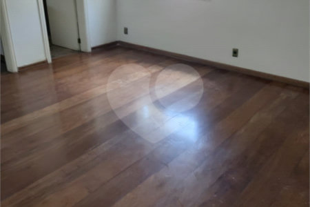 Casa à venda com 4 suítes no condomínio Estância Marambaia, Vinhedo - SP