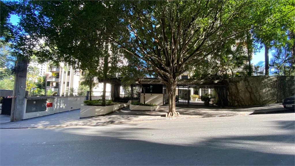 Apartamento à venda com 3 suítes em Vila Andrade, São Paulo, SP