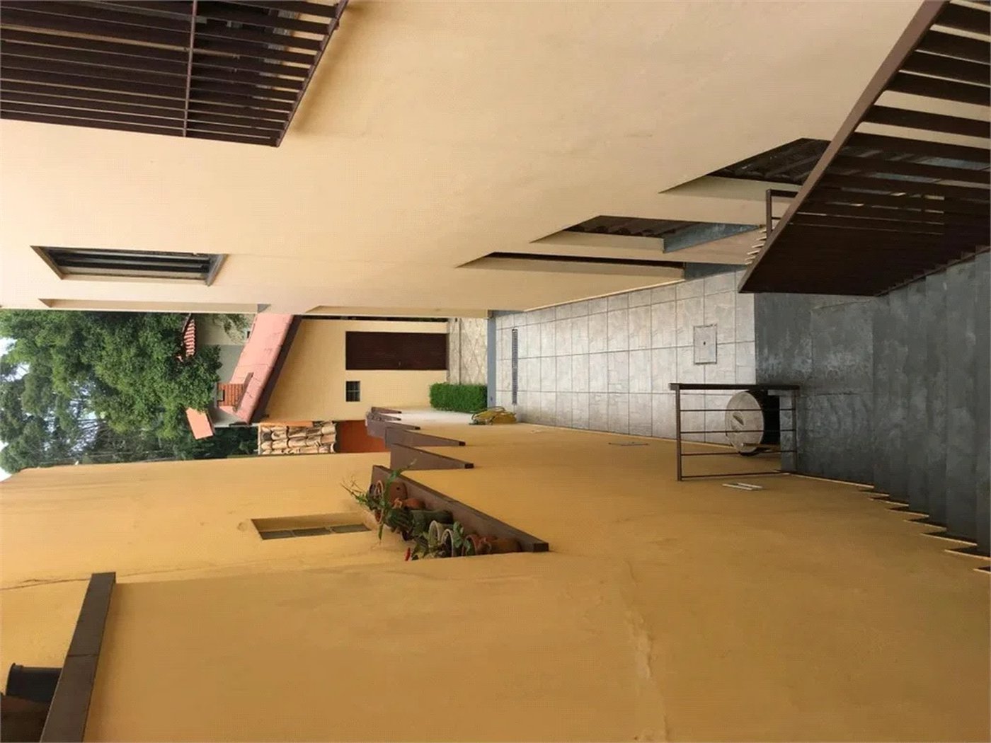 Casa à venda com 4 quartos, sendo 2 suítes, em Vila Suzana, São Paulo, SP