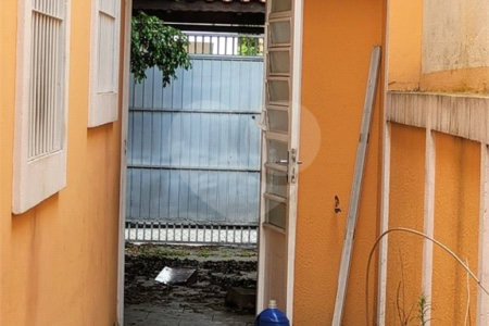 Casa à venda com 3 quartos, sendo 1 suíte, em Vila Vitório Mazzei, São Paulo, SP