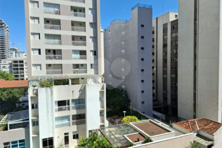 Apartamento à venda com 2 quartos, sendo 1 suíte,  em Pinheiros, São Paulo, SP