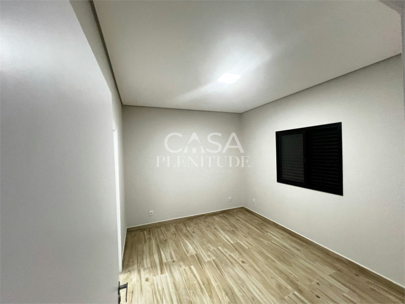 Casa em condomínio à venda com 3 quartos, sendo 2 suítes, em Jardim Novo Horizonte, Sorocaba, SP