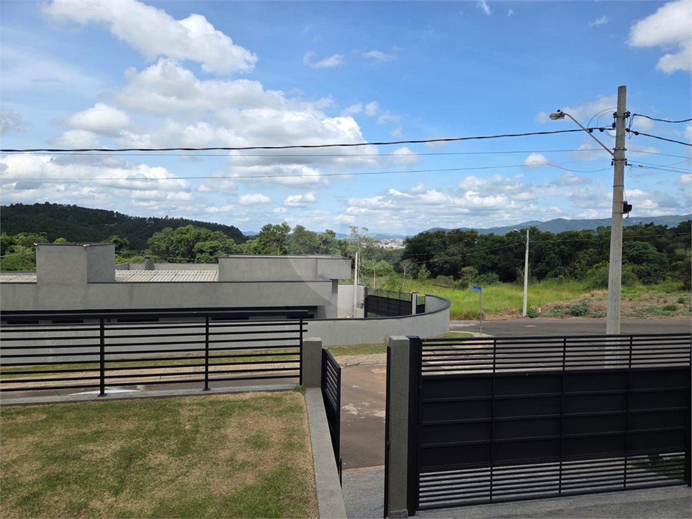 Casa à venda com 4 suítes em Loteamento Residencial Boa Vista, Atibaia, SP