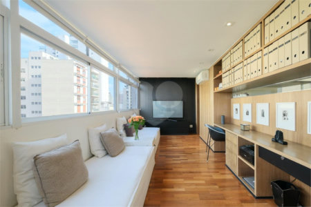 Apartamento para alugar com 3 quartos, sendo 1 suíte, em Pinheiros, São Paulo, SP