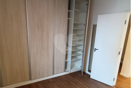Cobertura à venda com 3 quartos, sendo 1 suíte,  em Vila Romana, São Paulo, SP