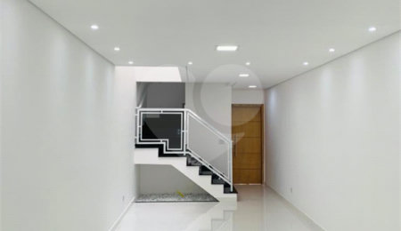 Sobrado à venda com 3 quartos, sendo 2 suítes, em Vila Moinho Velho, São Paulo, SP