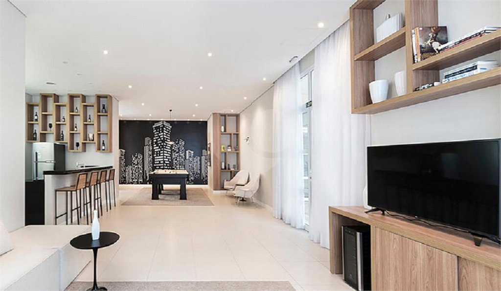 Apartamento à venda com 2 quartos, sendo 1 suíte,  em Jardim Flor da Montanha, Guarulhos, SP