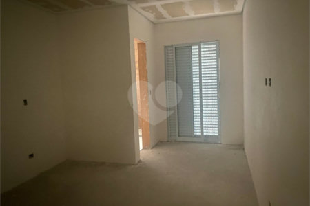 Sobrado à venda com 3 quartos, sendo 1 suíte, em Campo Grande, São Paulo, SP